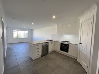 18A Lesmurdie Prade, Dubbo
