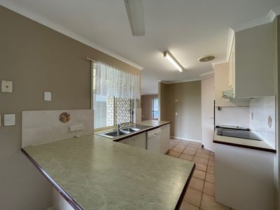 31 Merlin Drive, Urangan