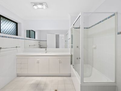 6 / 38 Park Avenue, Auchenflower