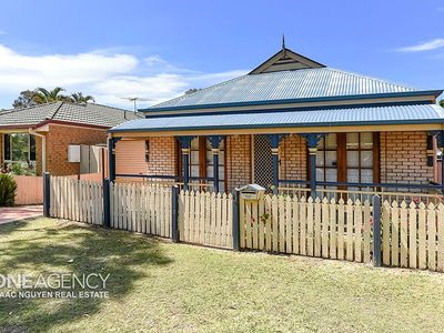 14 Medici Place, Forest Lake