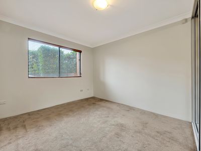 15 / 49 Dobson Crescent, Baulkham Hills