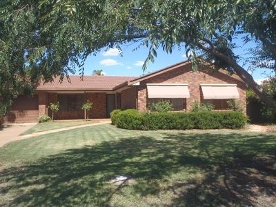 6 Gundarra Street, Dubbo