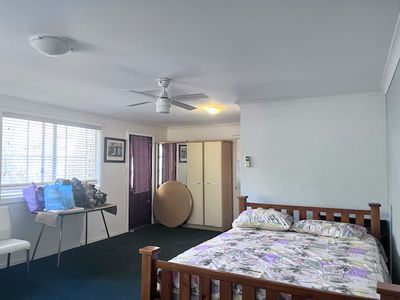 8 Thorn Street, York