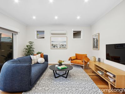 86 Coronation Street, Kingsville