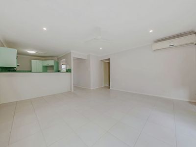 2/1 Belgarah Pl, Carina