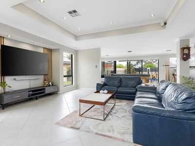 2 Neroli Link, Atwell