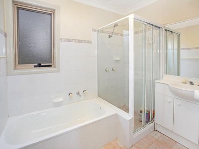 4 / 2-4 Catherine St, Gwynneville