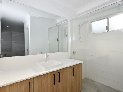 7 Klondyke Street, Piara Waters