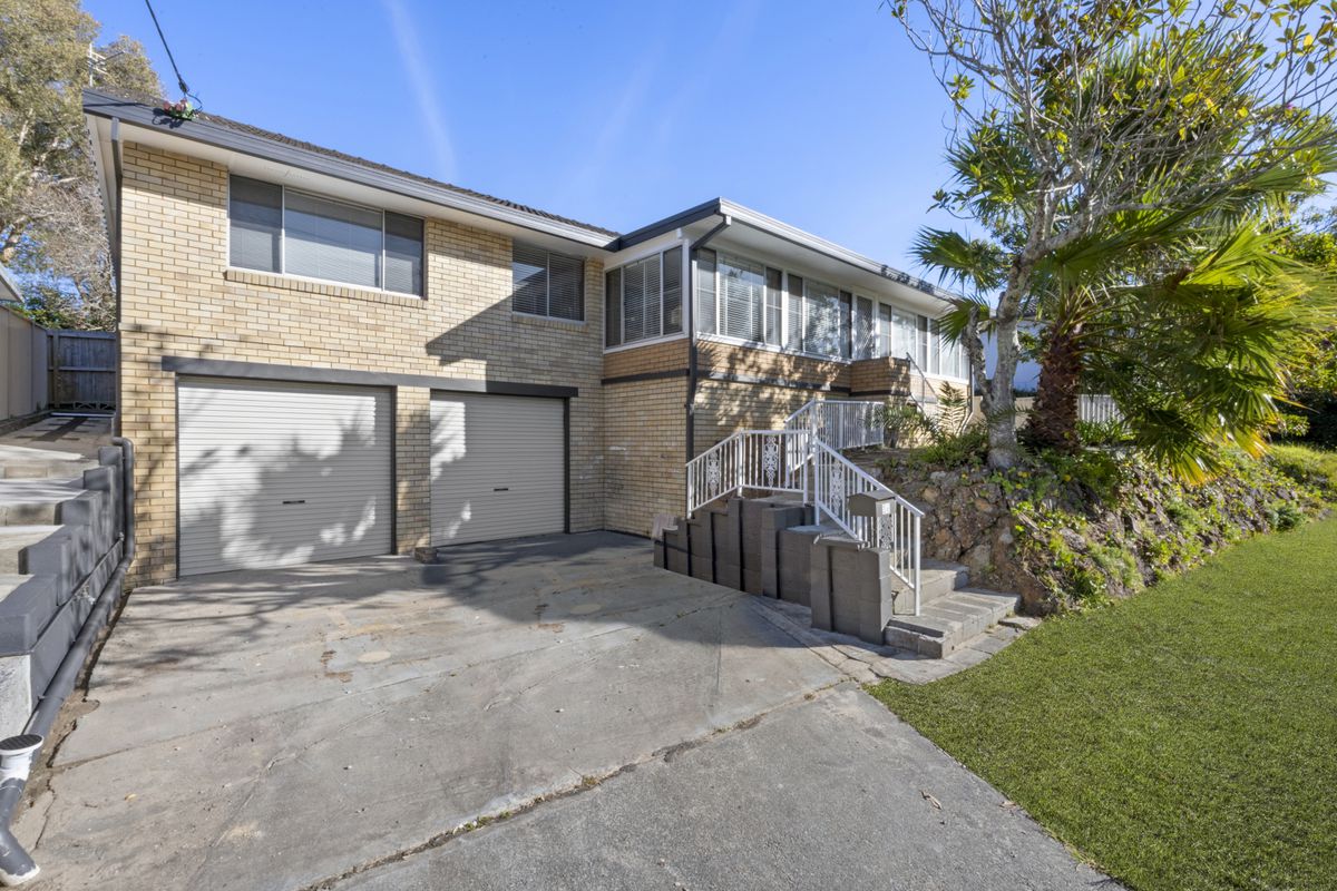 14 Bayside Drive, Green Point