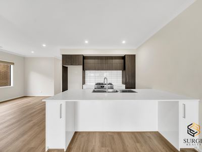 10 Petunia Crescent, Armstrong Creek