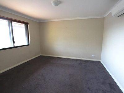 12 / 4 Reynolds Place, South Hedland
