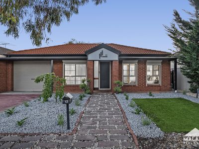 13 Macklin Way, Caroline Springs