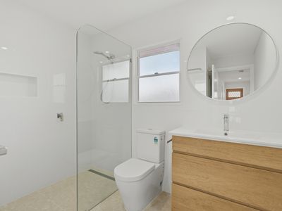 2 Paterson Crescent, George Town