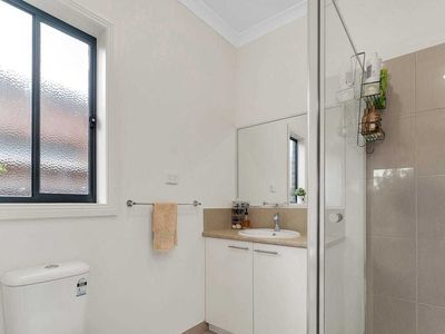 34 Mantello Drive, Werribee