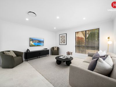 2 Kensington Close, Cecil Hills