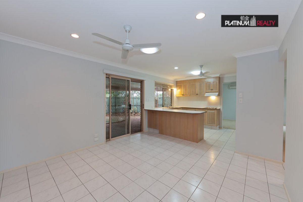 42 Greenwich, Robina