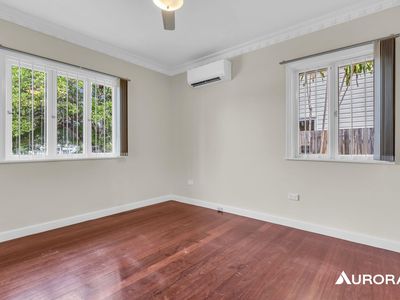 42 Hawthorn Terrace, Red Hill