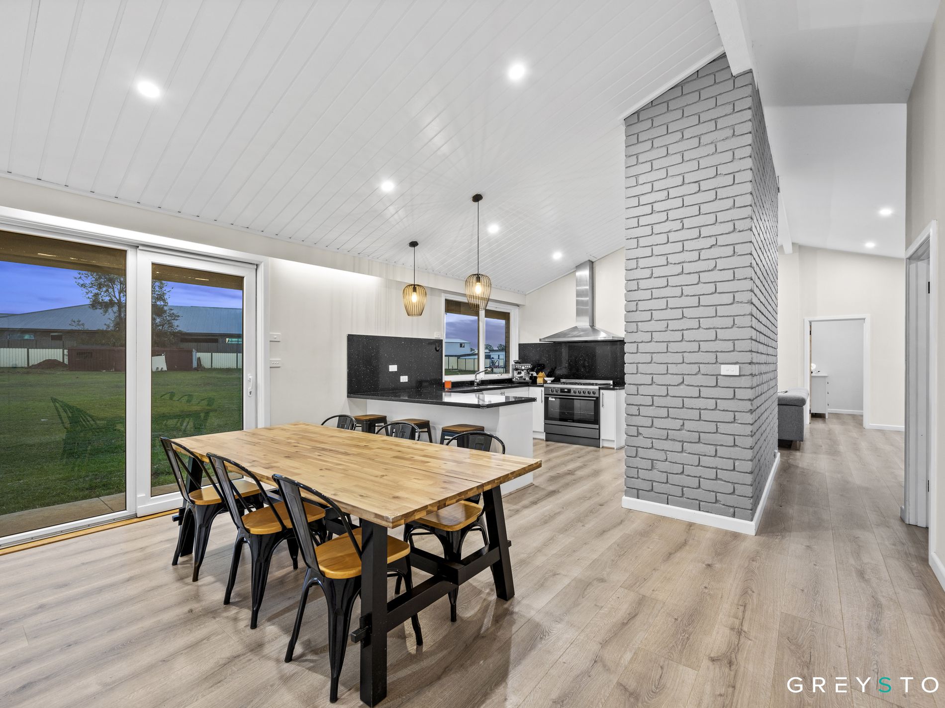 2-4 Outlook Ride, Kurunjang