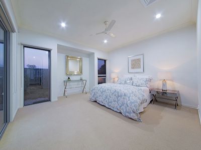72 Moss Road, Wakerley