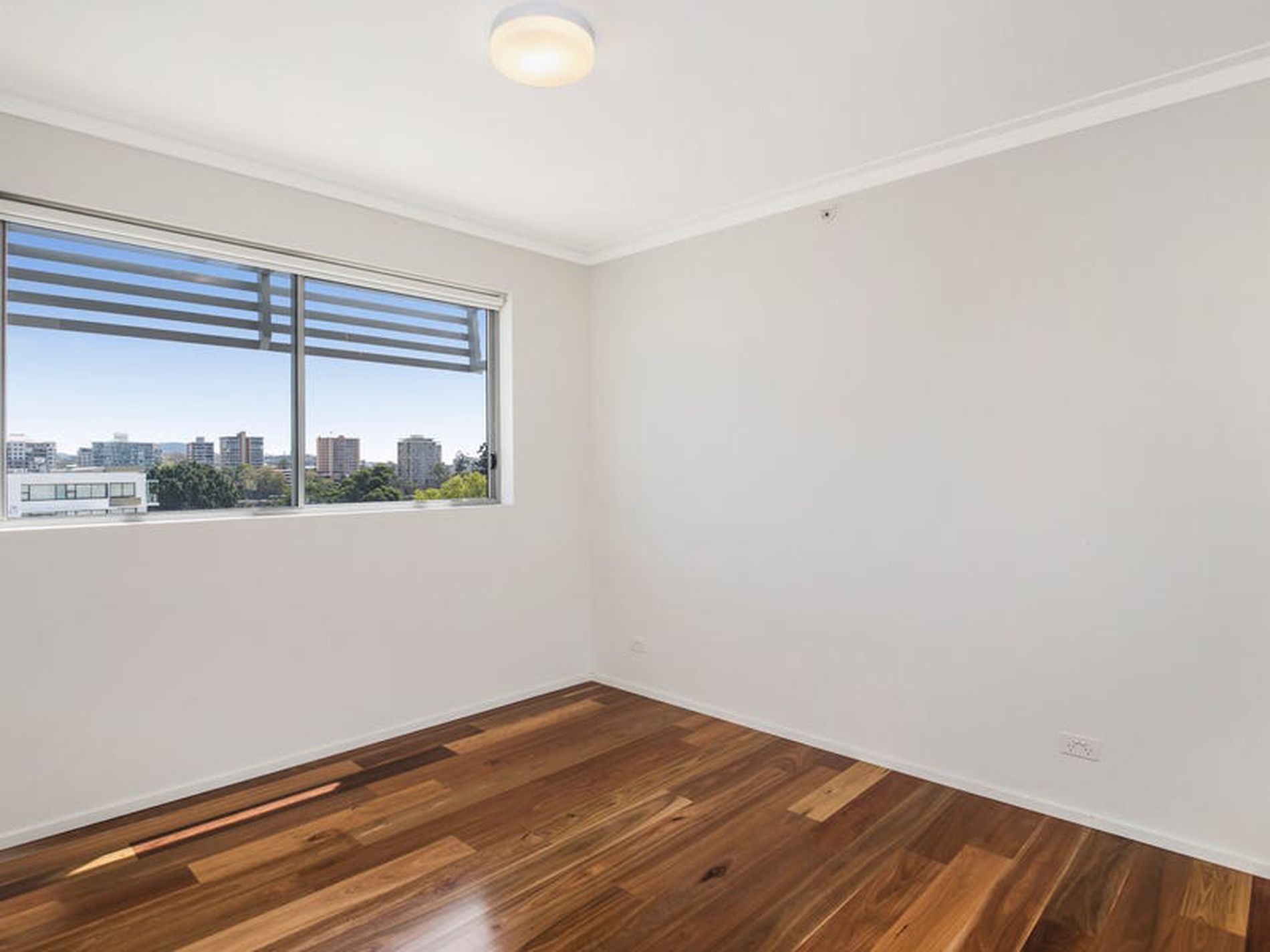 20709 / 11 Beesley Street, West End RAAS Property Group 20709 / 11 Beesley Street, West End RAAS Property Group