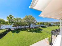 135 Macquarie Street, Teneriffe