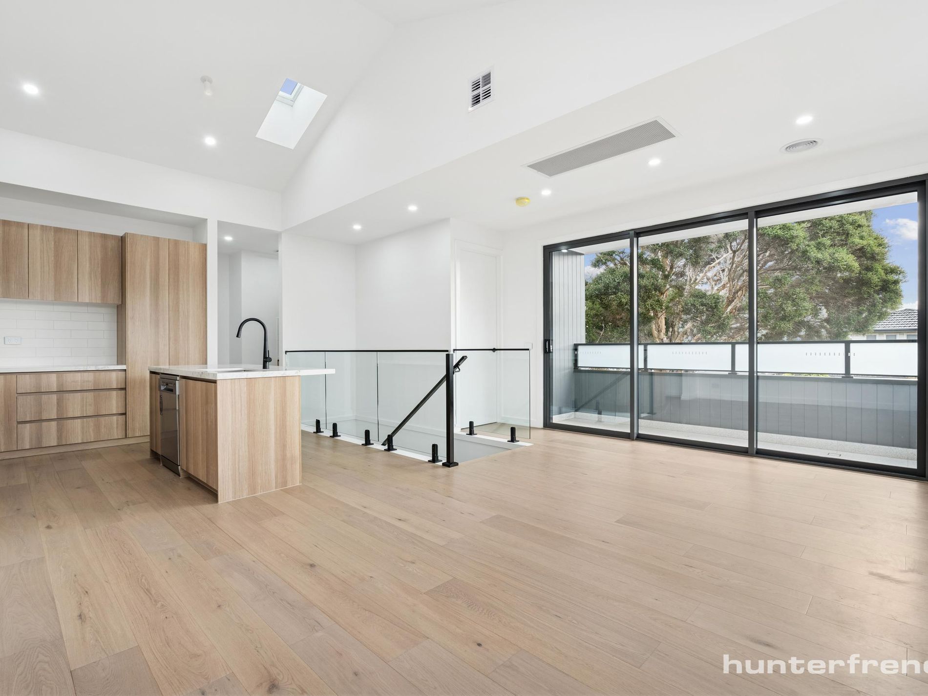 1 / 117 Blackshaws Road, Newport