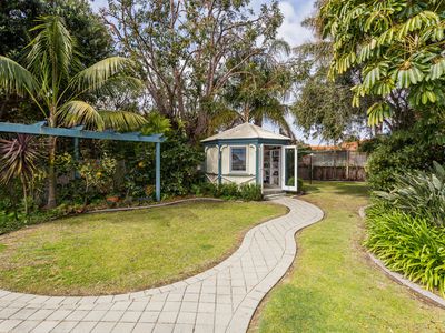 76 Glenelg Avenue, Wembley Downs