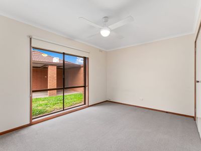 2 / 112 Patten Street, Sale