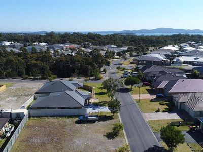 21 Broughton Circuit, Tanilba Bay