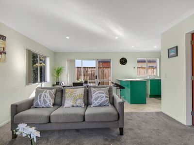 16 Pohutukawa Grove, Titahi Bay