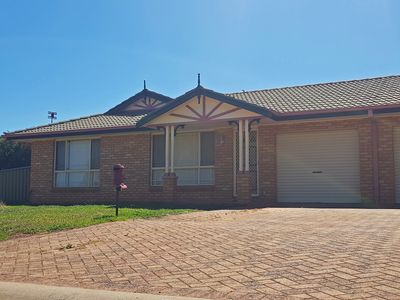 3B  Kestrel Close, Dubbo