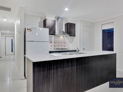 28 Lindeman Street, Tarneit