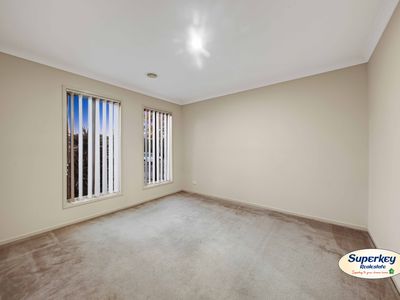 25 Cobram Street, Tarneit
