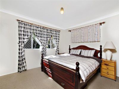 4 Bowen Street, Rochedale South