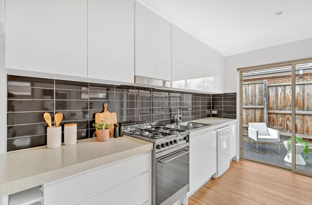 1 / 23 Bungay Street, Fawkner
