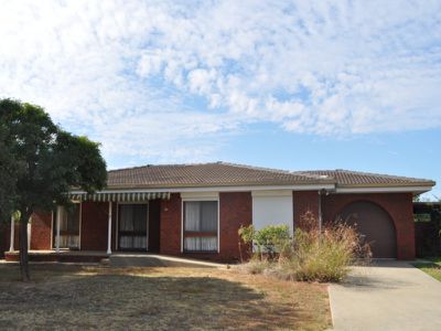 24 Fleming Drive, Corowa