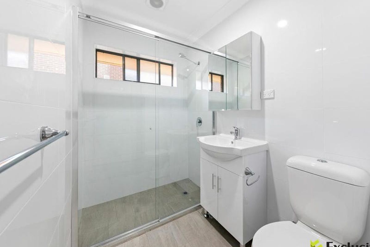 12 / 31 Hampstead Road, Homebush West