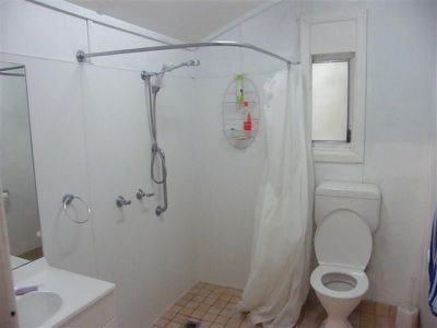 14 Berkley St, Forbes