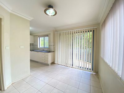 1 / 15 Central Avenue, Westmead