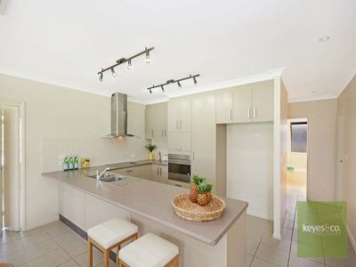 9 Waterlily Circuit, Douglas