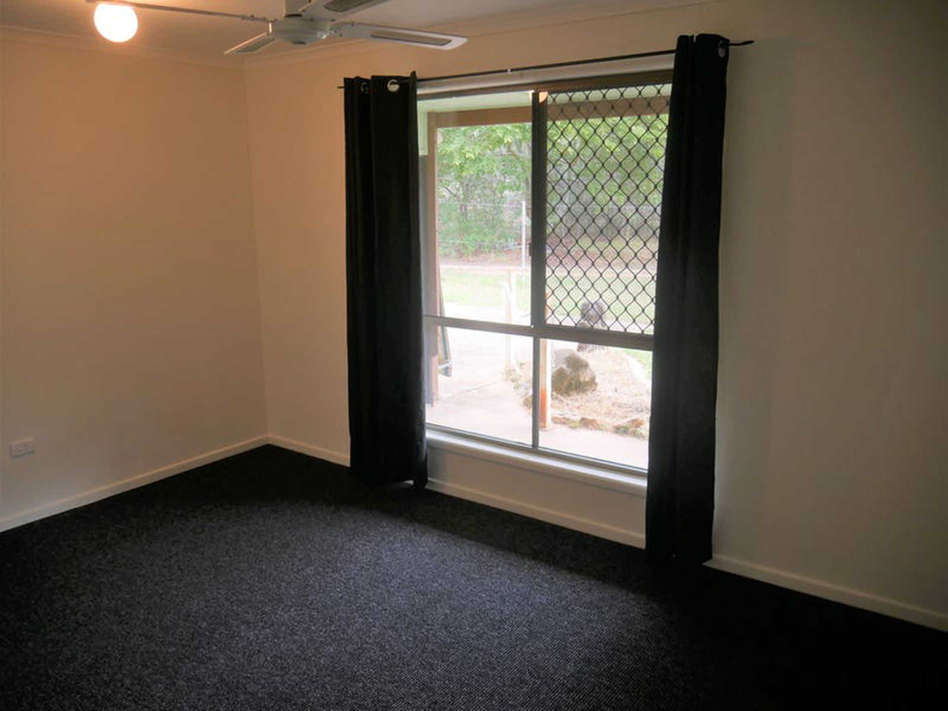 13676 D'Aguilar Highway, Nanango
