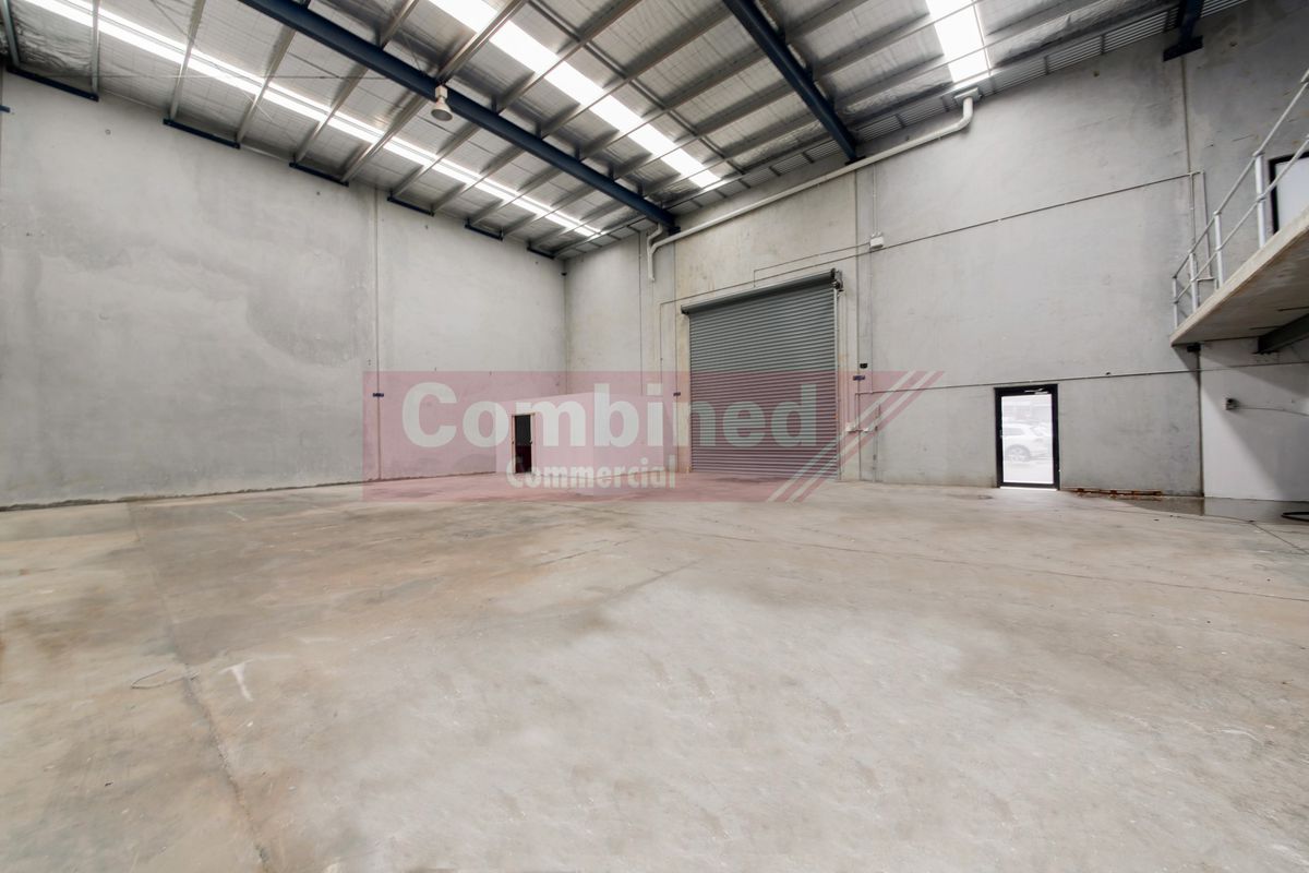 8 / 23-25 Bluett Drive, Smeaton Grange