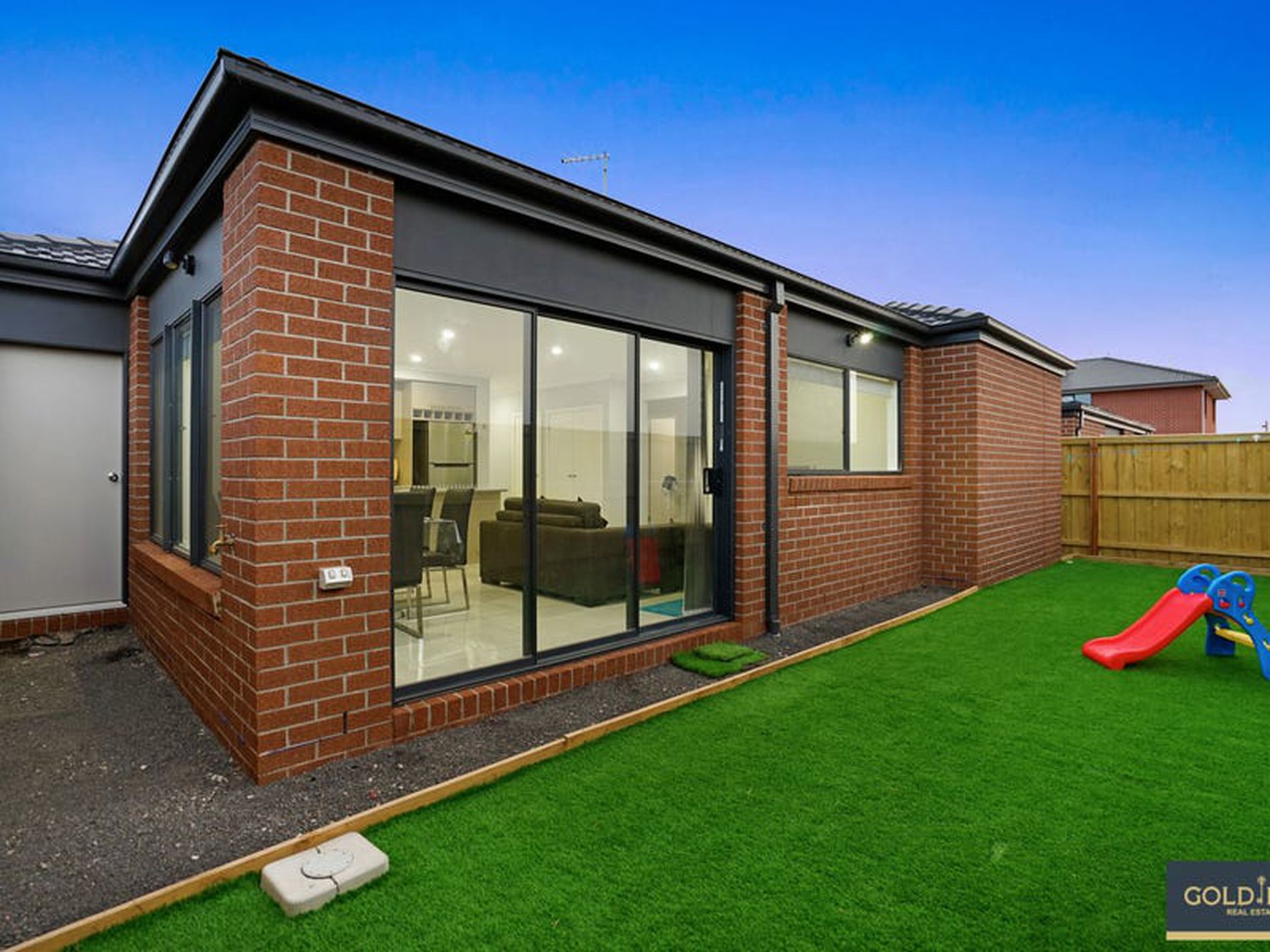 28 Leafy Road, Werribee