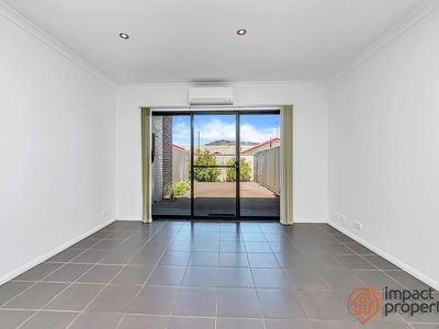 3 / 86 Mawson Drive, Mawson