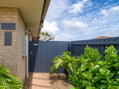 8 McIntyre Court, Urraween