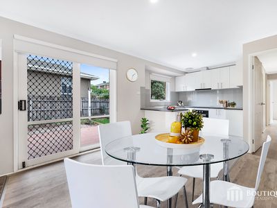 12 Marson Crescent, Hallam