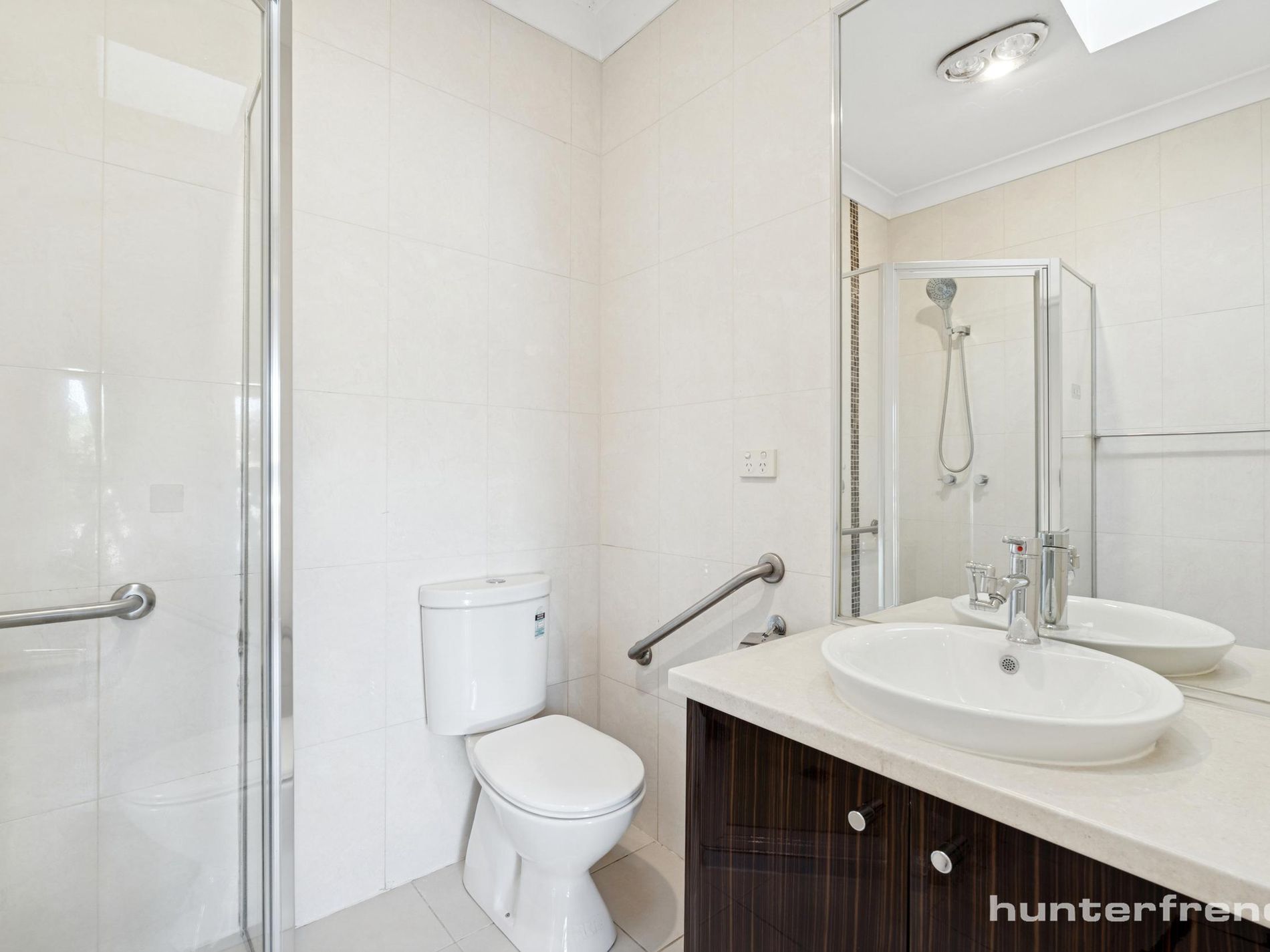 2 / 156 Chambers Road, Altona North