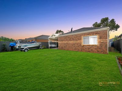 21 Brockwell Crescent, Manor Lakes