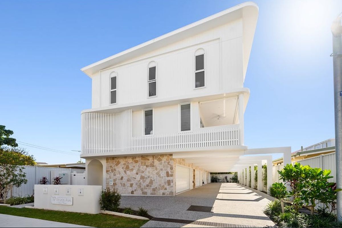 WHAT A HOME & WHAT A POSITION!