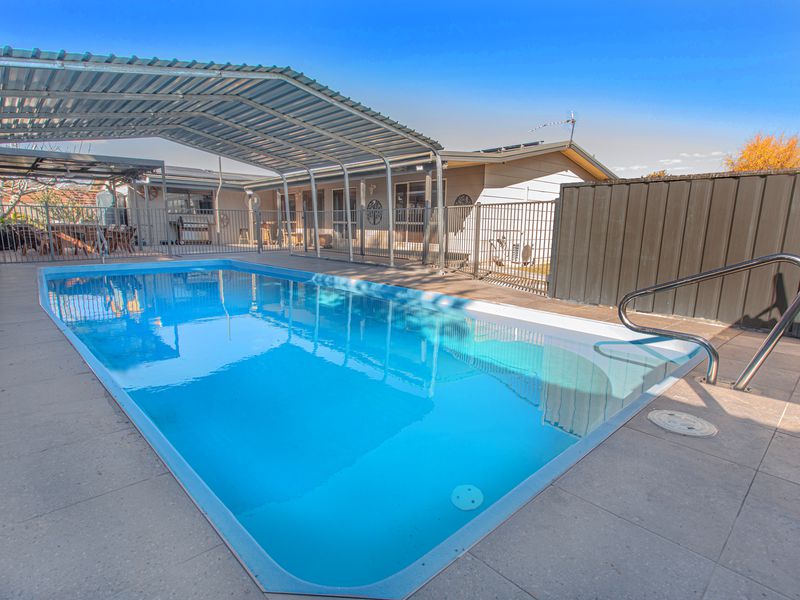16 Watt Street, Cowra